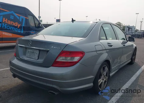 2010 Mercedes-Benz C 300 Luxury 4Matic/Sport 4Matic from USA, damaged, VIN WDDGF8BB9AF373987